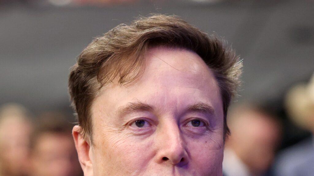 Elon Musk promet de donner une de ses actions SpaceX à chaque enfant des États-Unis en 2027