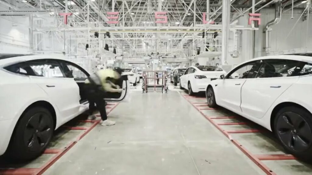 Tesla Chine : l’usine de Shanghai a expédié 95 366 voitures en septembre, son meilleur mois de 2026